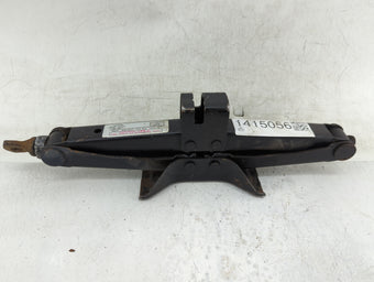 compare product 2010 Hyundai Sonata Spare Scissor Car Jack