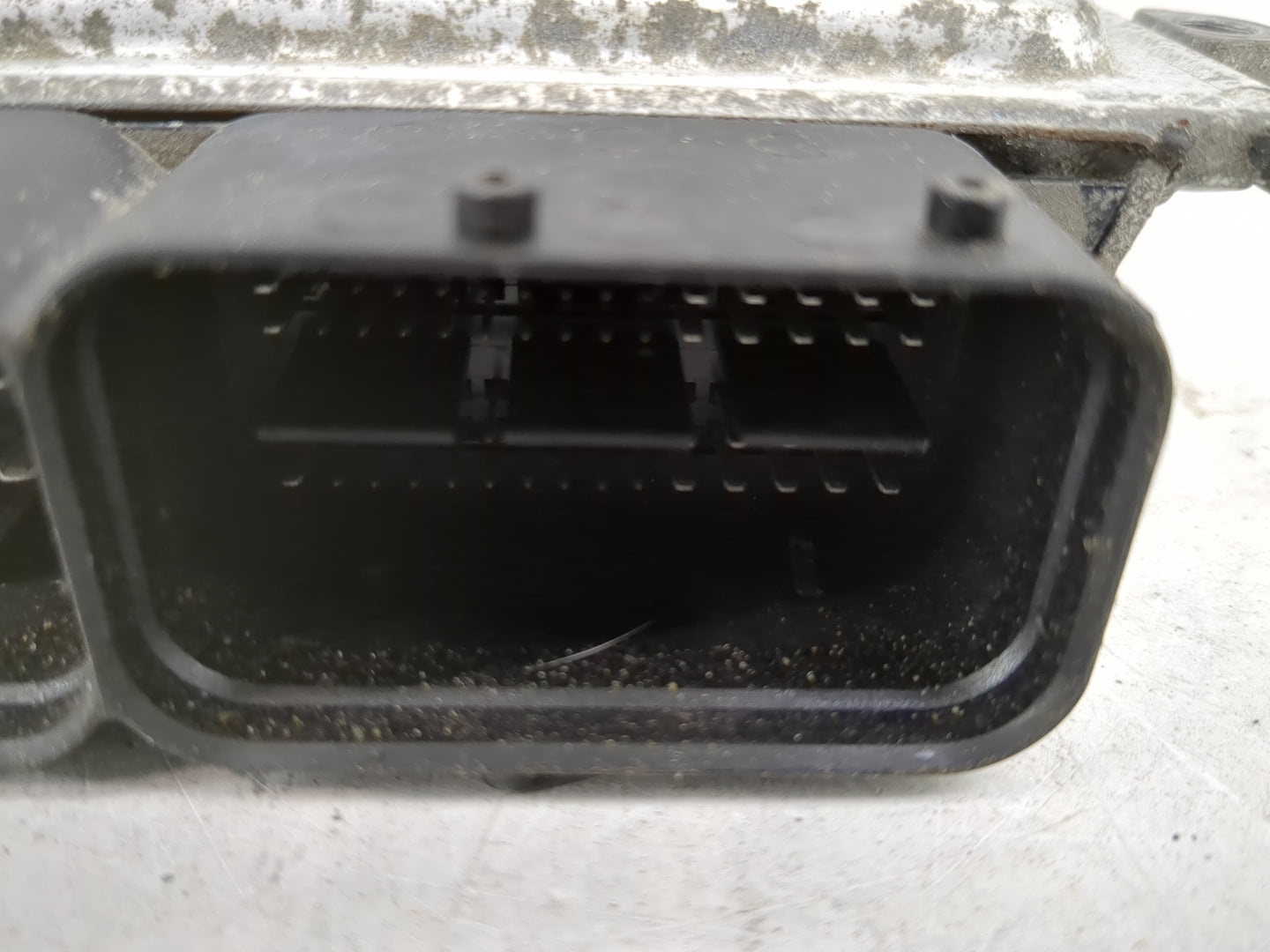 2009-2010 Hyundai Sonata PCM Engine Control Computer ECU ECM PCU OEM P/N:39100-2G352 Fits Fits 2009 2010 OEM Used Auto Parts