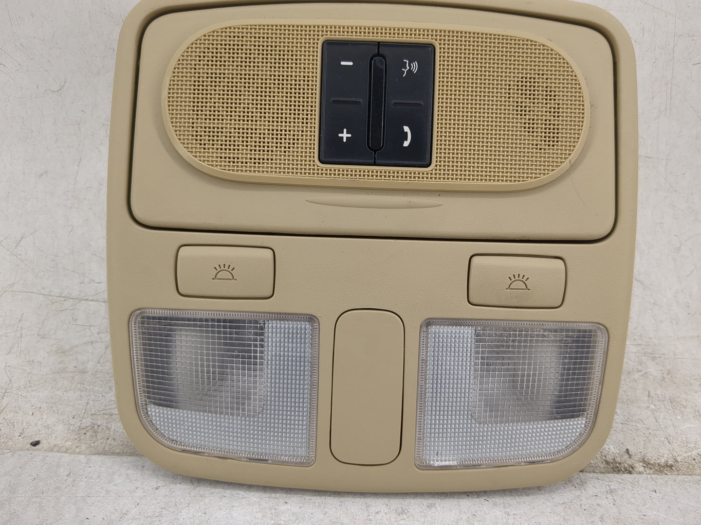 2010 Hyundai Sonata Overhead Roof Console - Oemusedautoparts1.com