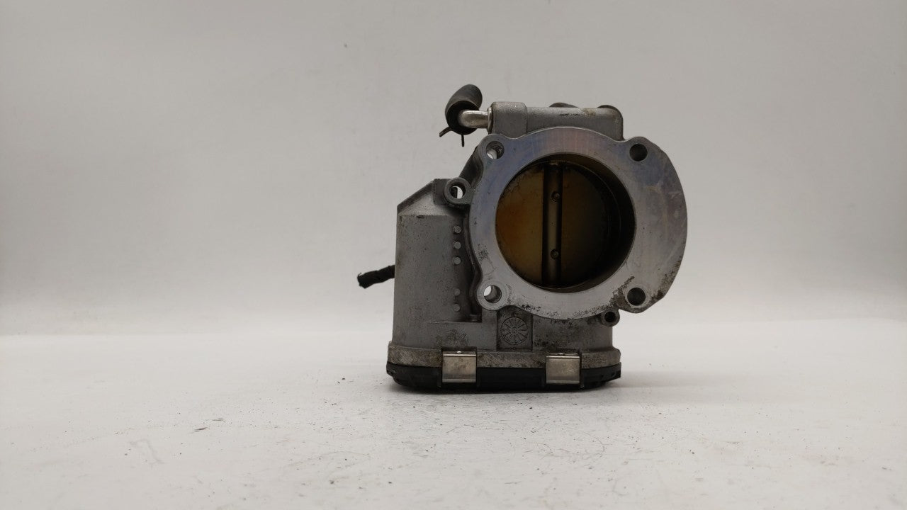 2006-2010 Hyundai Sonata Throttle Body P/N:35100-25400 35100-25200 Fits Fits 2006 2007 2008 2009 2010 2011 2012 2013 OEM Use