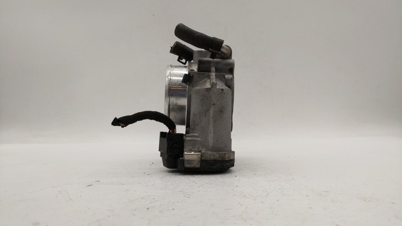 2006-2010 Hyundai Sonata Throttle Body P/N:35100-25400 35100-25200 Fits Fits 2006 2007 2008 2009 2010 2011 2012 2013 OEM Use