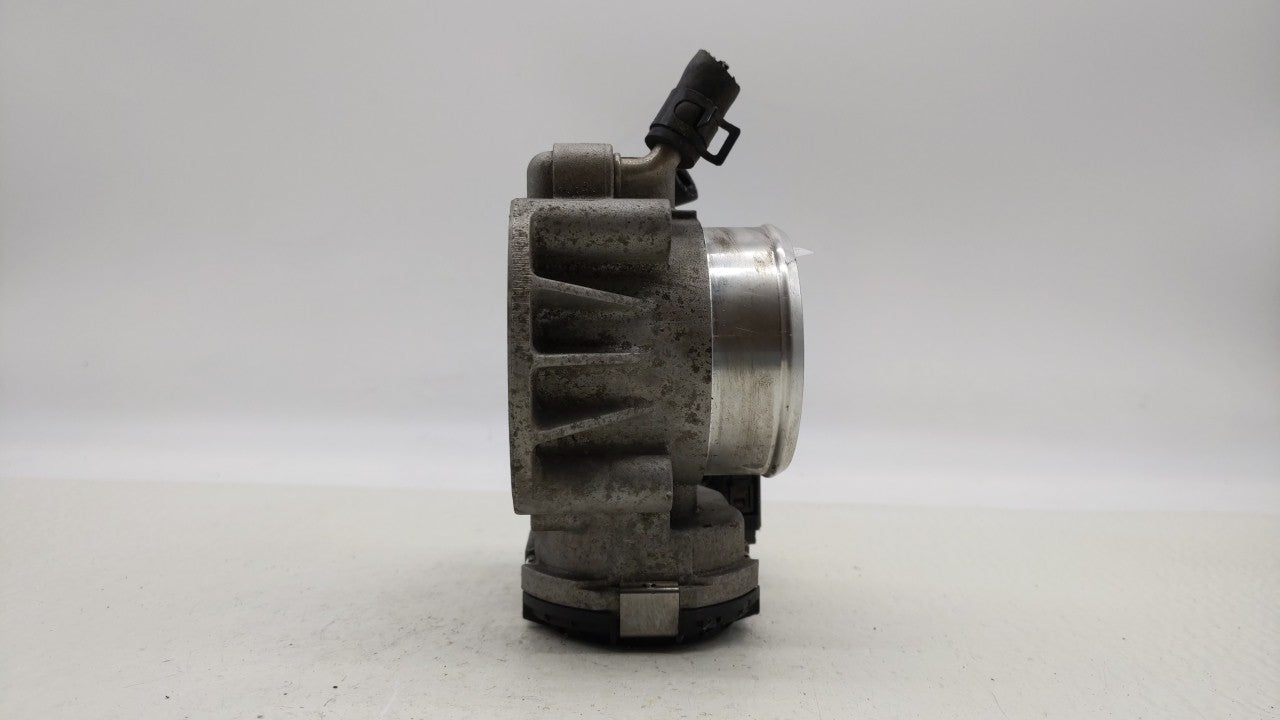2006-2010 Hyundai Sonata Throttle Body P/N:35100-25400 35100-25200 Fits Fits 2006 2007 2008 2009 2010 2011 2012 2013 OEM Use
