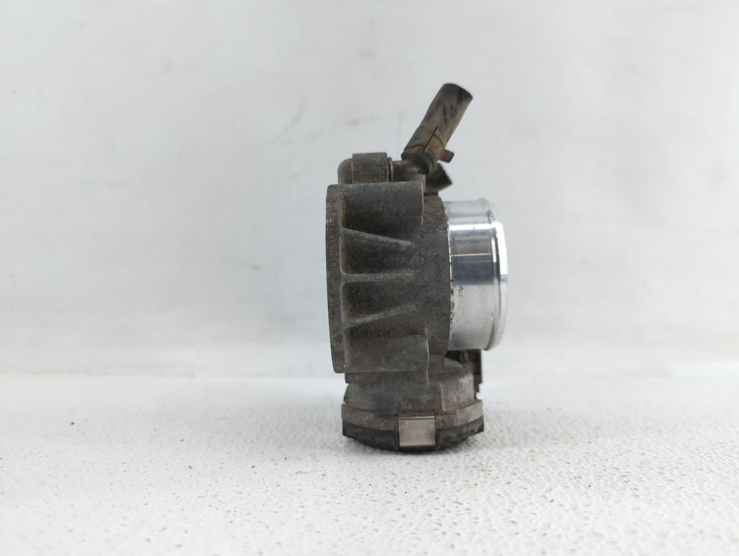 2006-2010 Hyundai Sonata Throttle Body P/N:35100-25400 35100-25200 Fits Fits 2006 2007 2008 2009 2010 2011 2012 2013 OEM Use