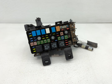 2008-2010 Hyundai Sonata Fusebox Fuse Box Panel Relay Module P/N:91950-3K540 91950-3K750 Fits Fits 2008 2009 2010 OEM Used Auto Parts