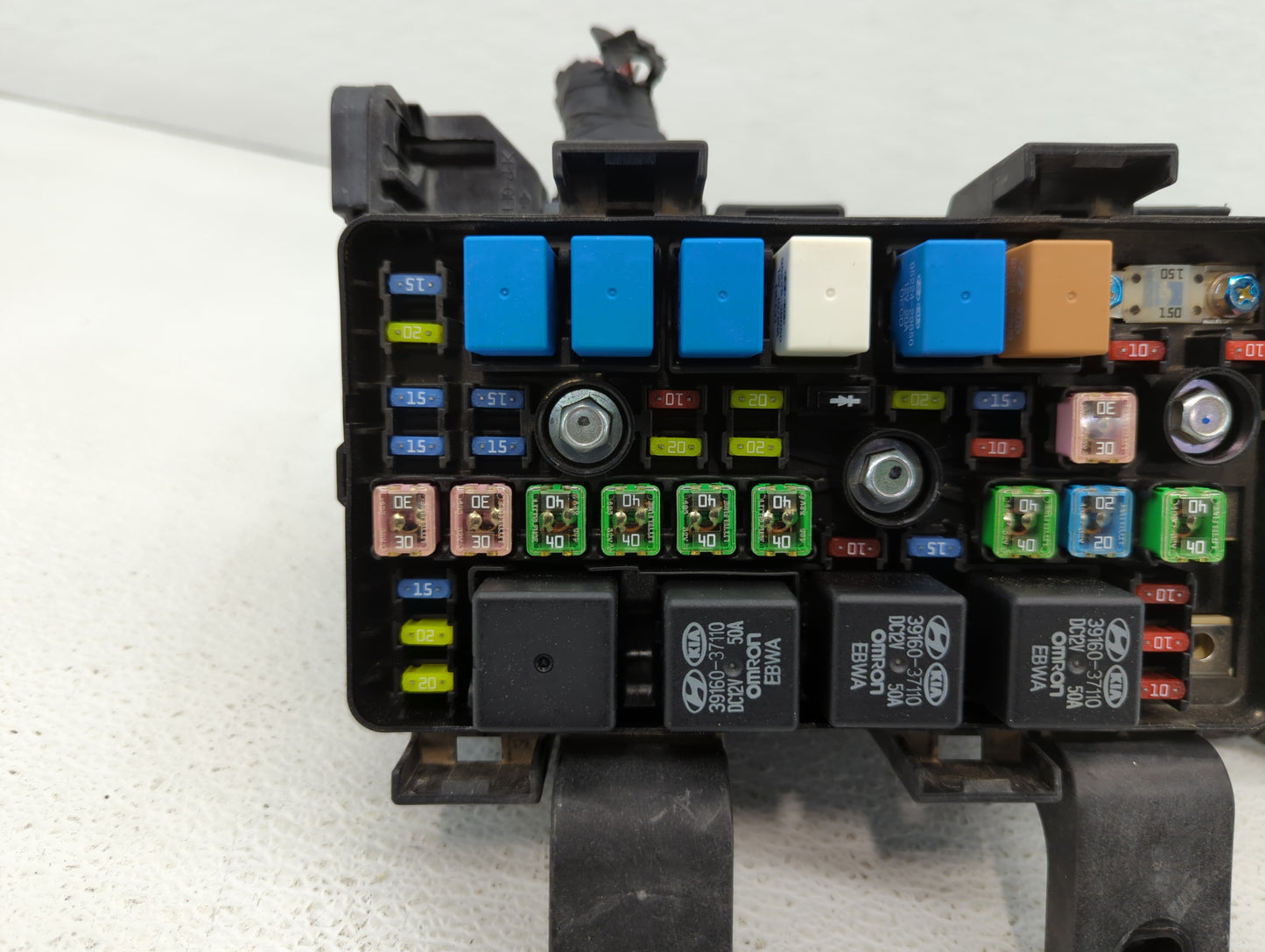 2008-2010 Hyundai Sonata Fusebox Fuse Box Panel Relay Module P/N:91950-3K540 91950-3K750 Fits Fits 2008 2009 2010 OEM Used A