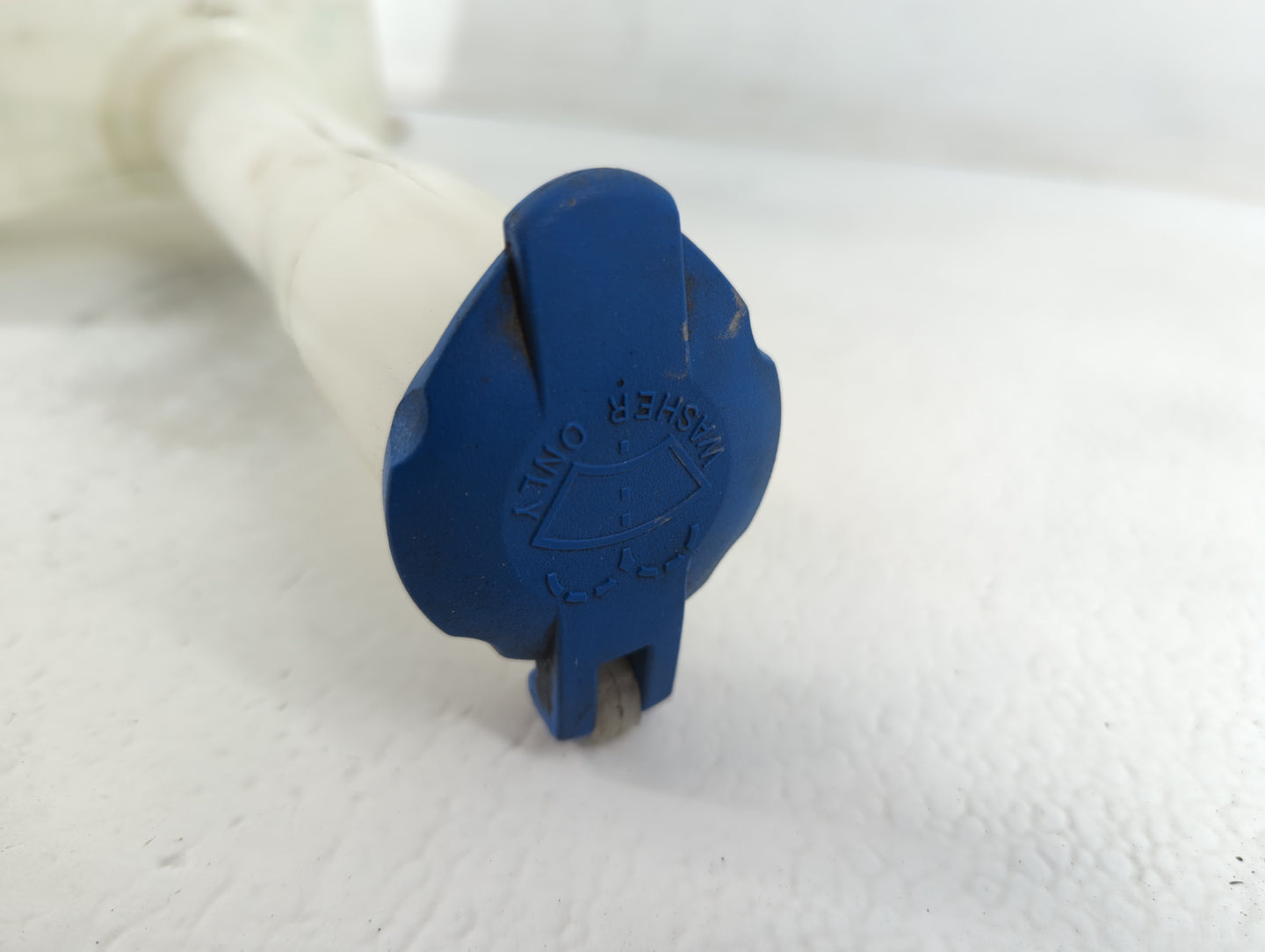 2006-2010 Hyundai Sonata Windshield Washer Fluid Reservoir Bottle Oem - Oemusedautoparts1.com