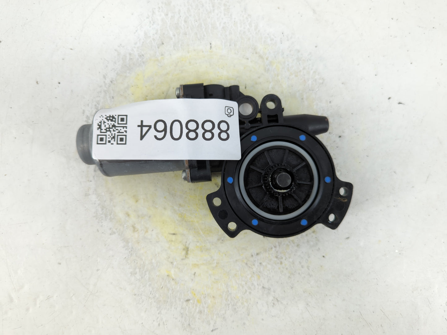 2006-2010 Hyundai Sonata Passenger Front Right Power Window Motor - Oemusedautoparts1.com