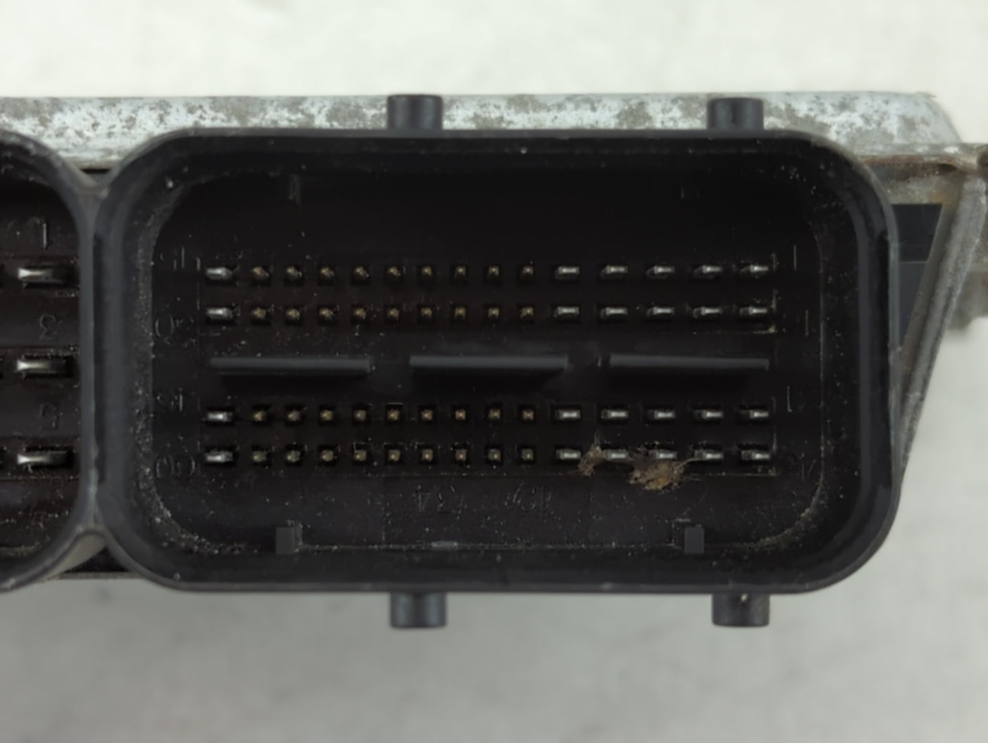 2010 Hyundai Sonata PCM Engine Control Computer ECU ECM PCU OEM Fits OEM Used Auto Parts - Oemusedautoparts1.com