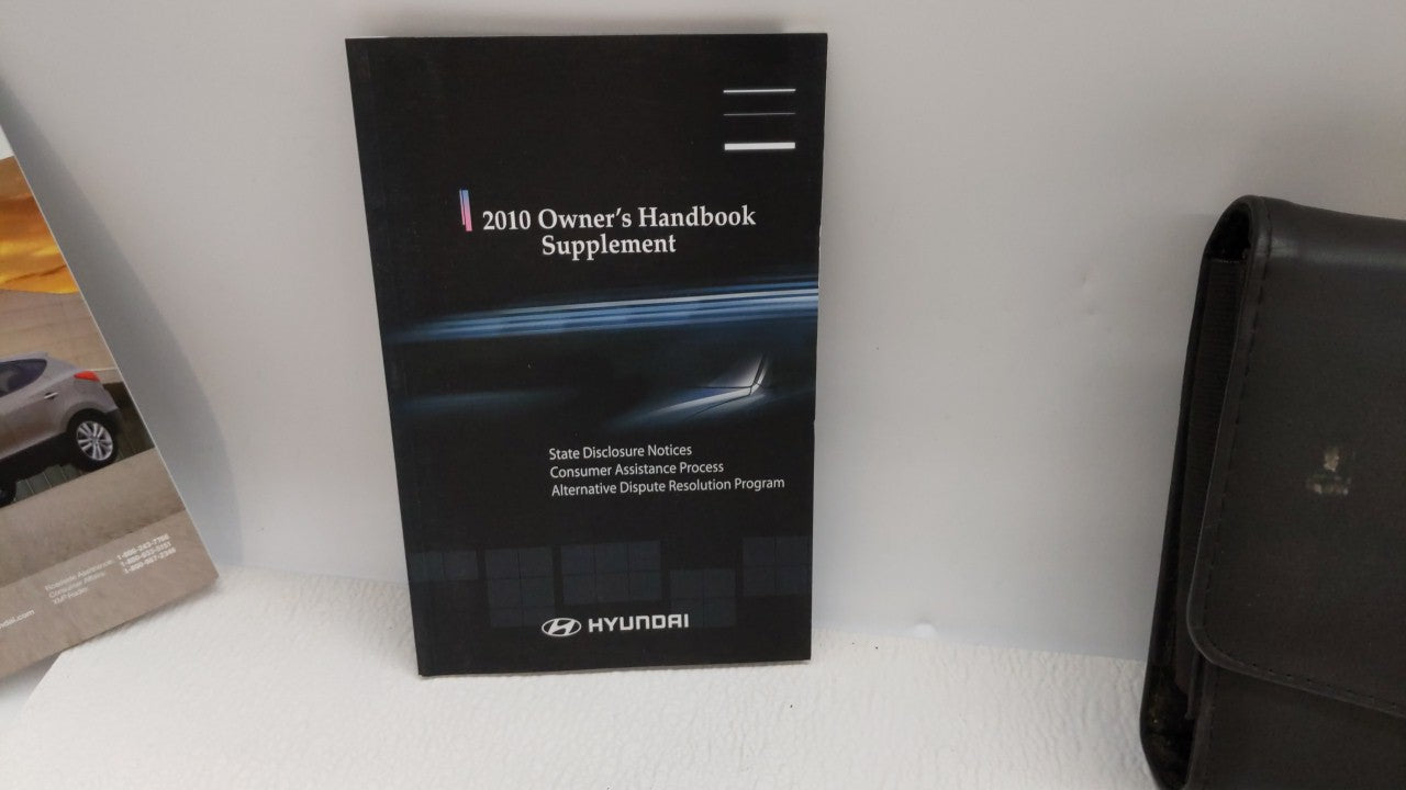2010 Hyundai Tucson Owners Manual Book Guide OEM Used Auto Parts - Oemusedautoparts1.com