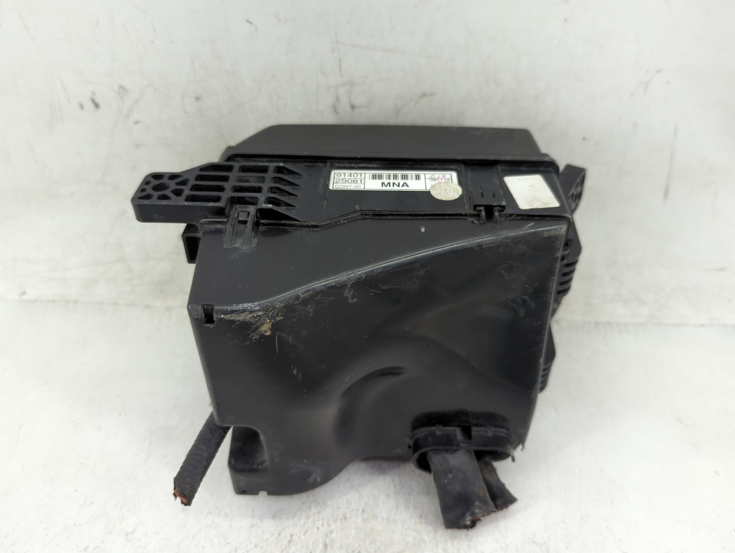 2010-2013 Hyundai Tucson Fusebox Fuse Box Panel Relay Module P/N:91956-00045 Fits Fits 2010 2011 2012 2013 OEM Used Auto Par