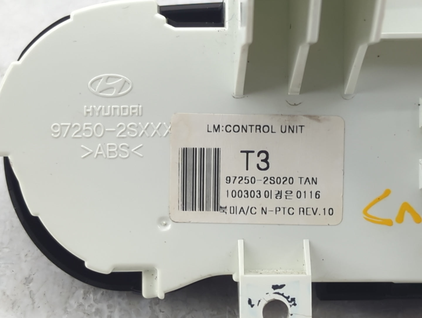 2010-2013 Hyundai Tucson Climate Control Module Temperature AC/Heater Replacement P/N:97250-2S020 97250-2SXXX Fits OEM Used 