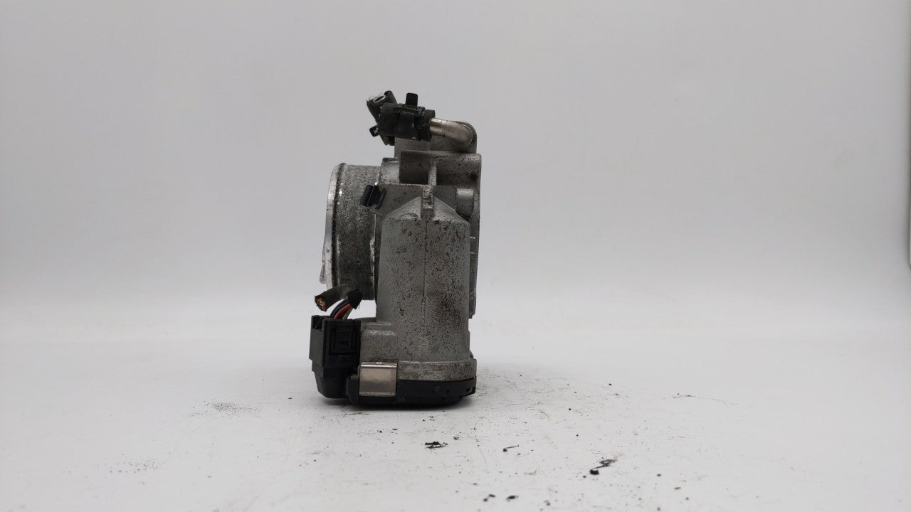 2010-2013 Hyundai Tucson Throttle Body P/N:35100-25400 35100-25200 Fits Fits 2006 2007 2008 2009 2010 2011 2012 2013 OEM Use
