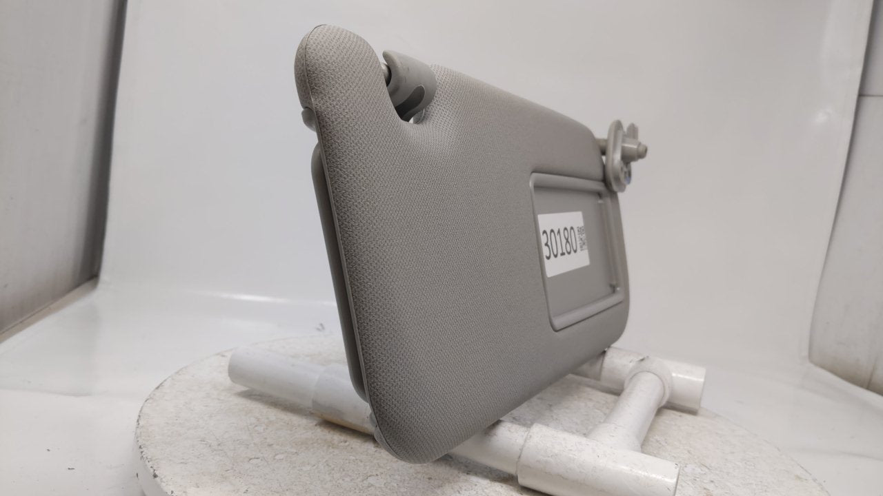 2010 Hyundai Tucson Sun Visor Shade Replacement Passenger Right Mirror Fits OEM Used Auto Parts - Oemusedautoparts1.com