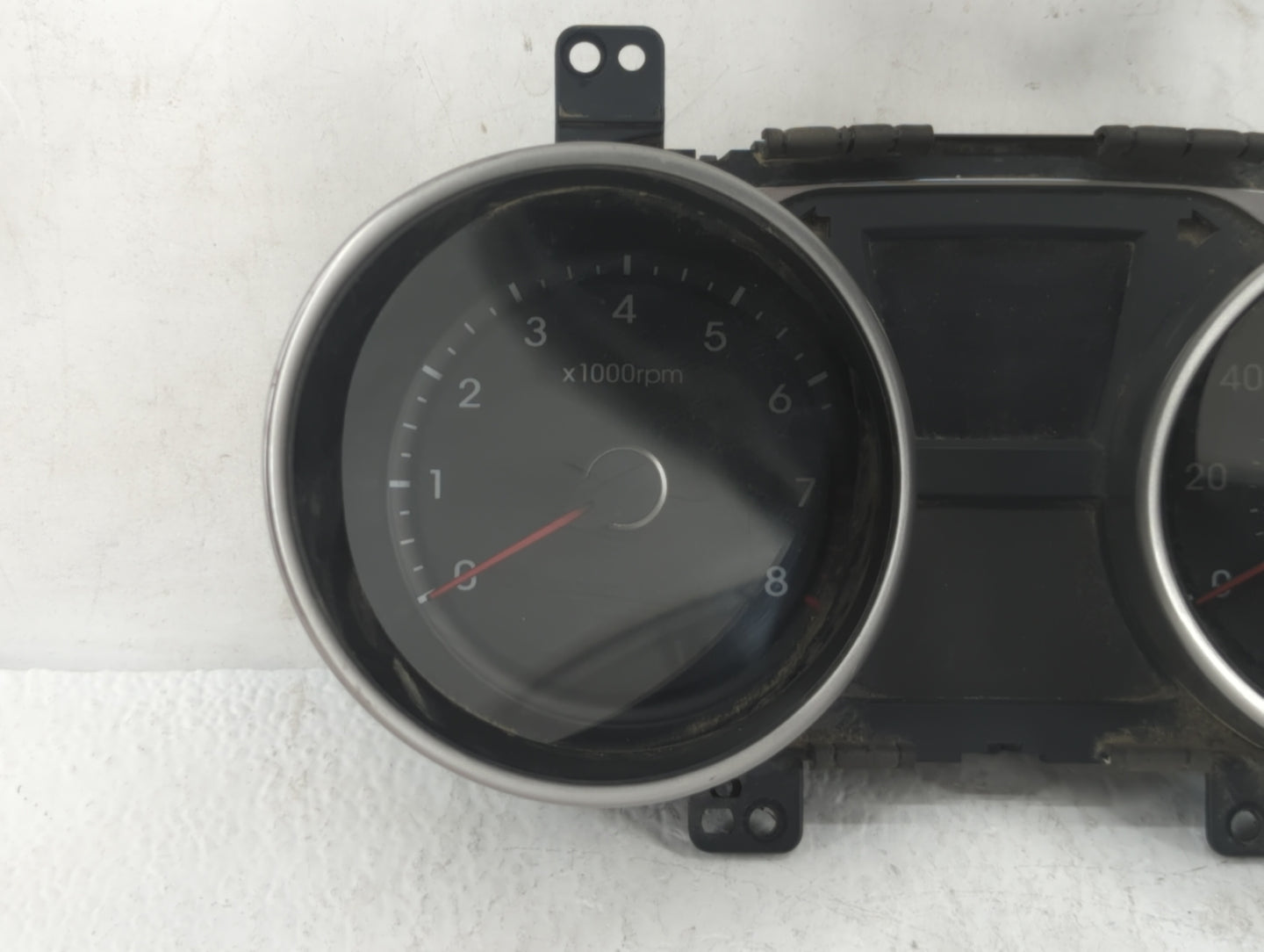 2010-2013 Hyundai Tucson Instrument Cluster Speedometer Gauges P/N:94001-2S570 94001-2S575 Fits Fits 2010 2011 2012 2013 OEM