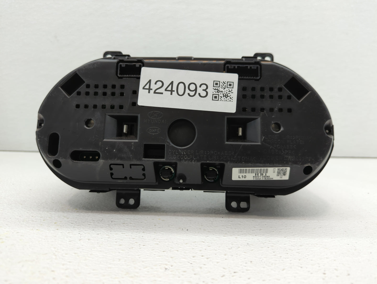 2010-2013 Hyundai Tucson Instrument Cluster Speedometer Gauges P/N:94001-2S580 94001-2S585 Miles: Fits Fits 2010 2011 2012 2