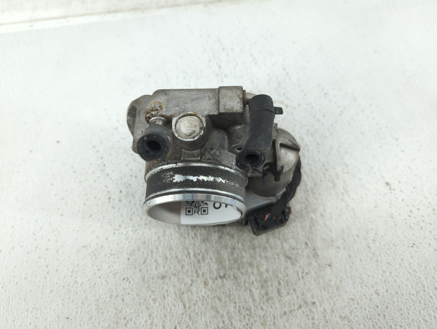 2010-2013 Hyundai Tucson Throttle Body P/N:35100-25400 Fits Fits 2006 2007 2008 2009 2010 2011 2012 2013 OEM Used Auto Parts