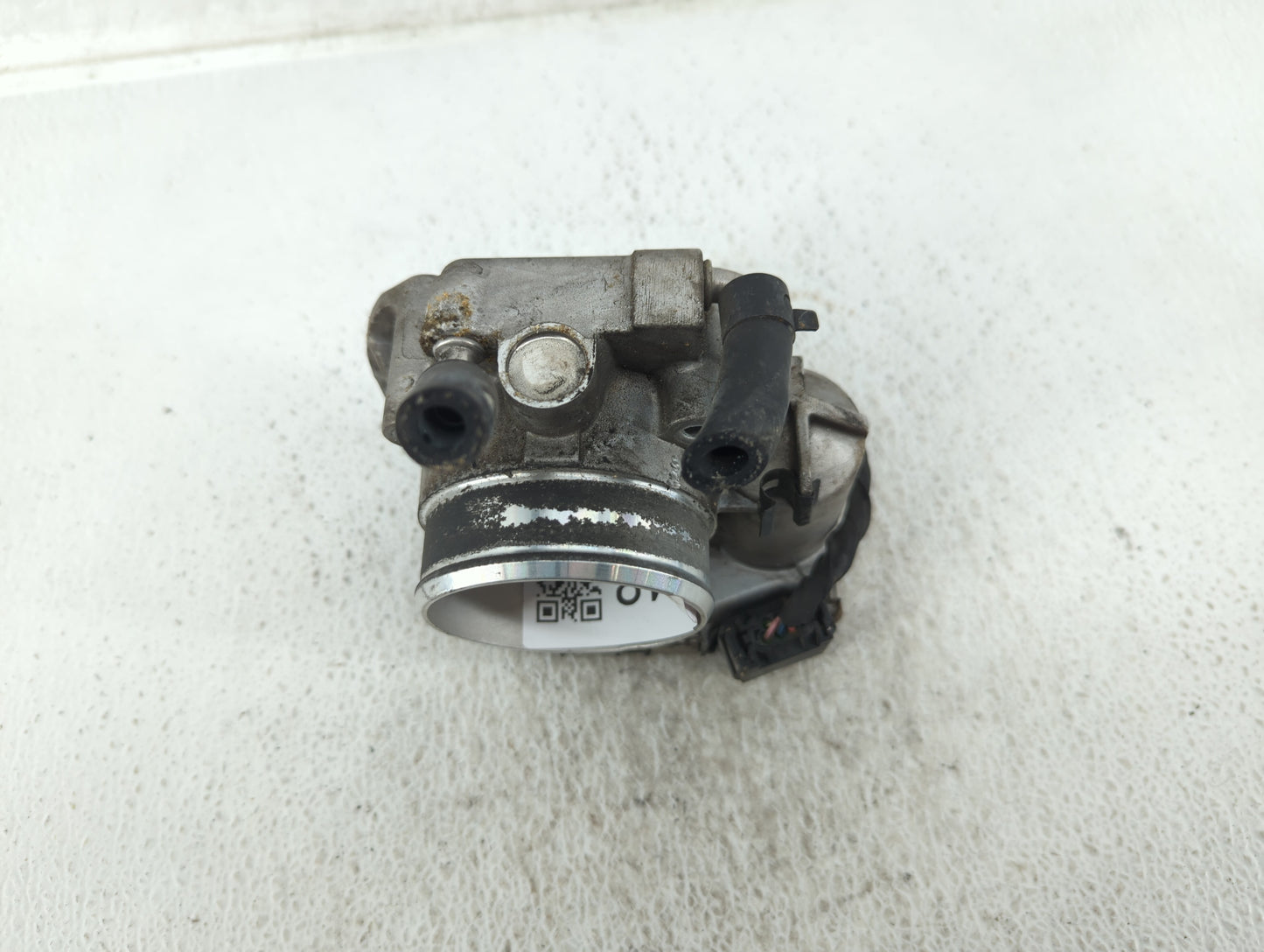 2010-2013 Hyundai Tucson Throttle Body P/N:35100-25400 Fits Fits 2006 2007 2008 2009 2010 2011 2012 2013 OEM Used Auto Parts