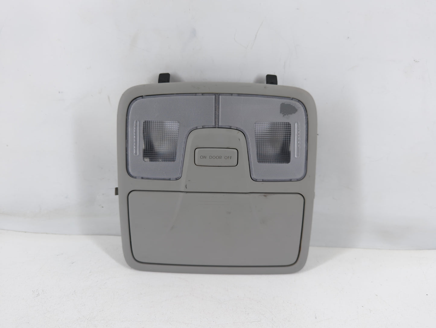 2010-2016 Hyundai Tucson Overhead Roof Console 748035 - Oemusedautoparts1.com