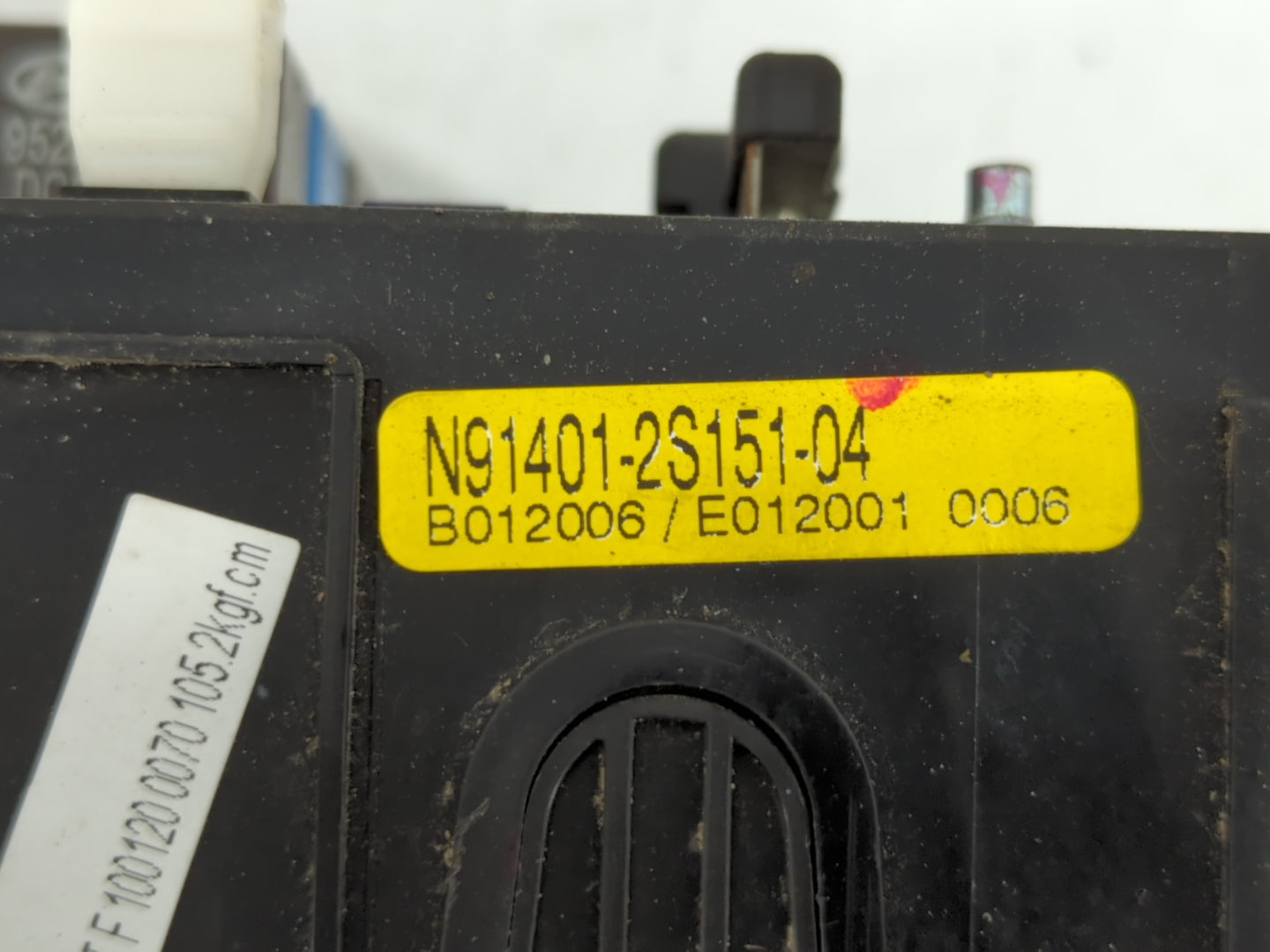 2010-2013 Hyundai Tucson Fusebox Fuse Box Panel Relay Module P/N:E012001 B012006, N91401-2S151-04 Fits Fits 2010 2011 2012 2