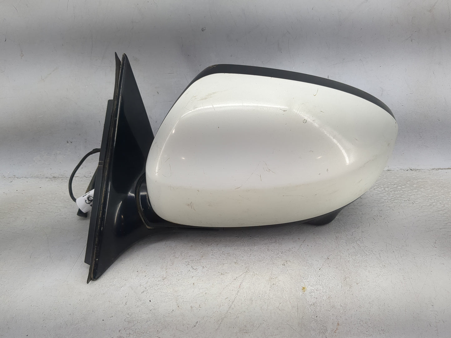 2008-2012 Infiniti Ex35 Driver Side View Mirror - Left Door Mirror OEM Used - Oemusedautoparts1.com