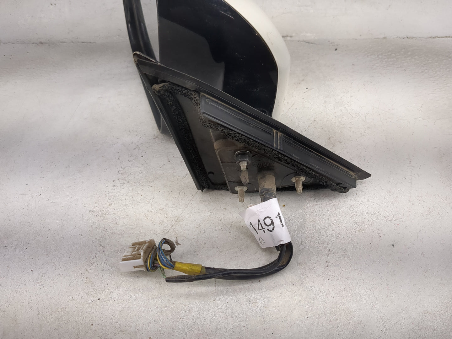 2008-2012 Infiniti Ex35 Driver Side View Mirror - Left Door Mirror OEM Used - Oemusedautoparts1.com