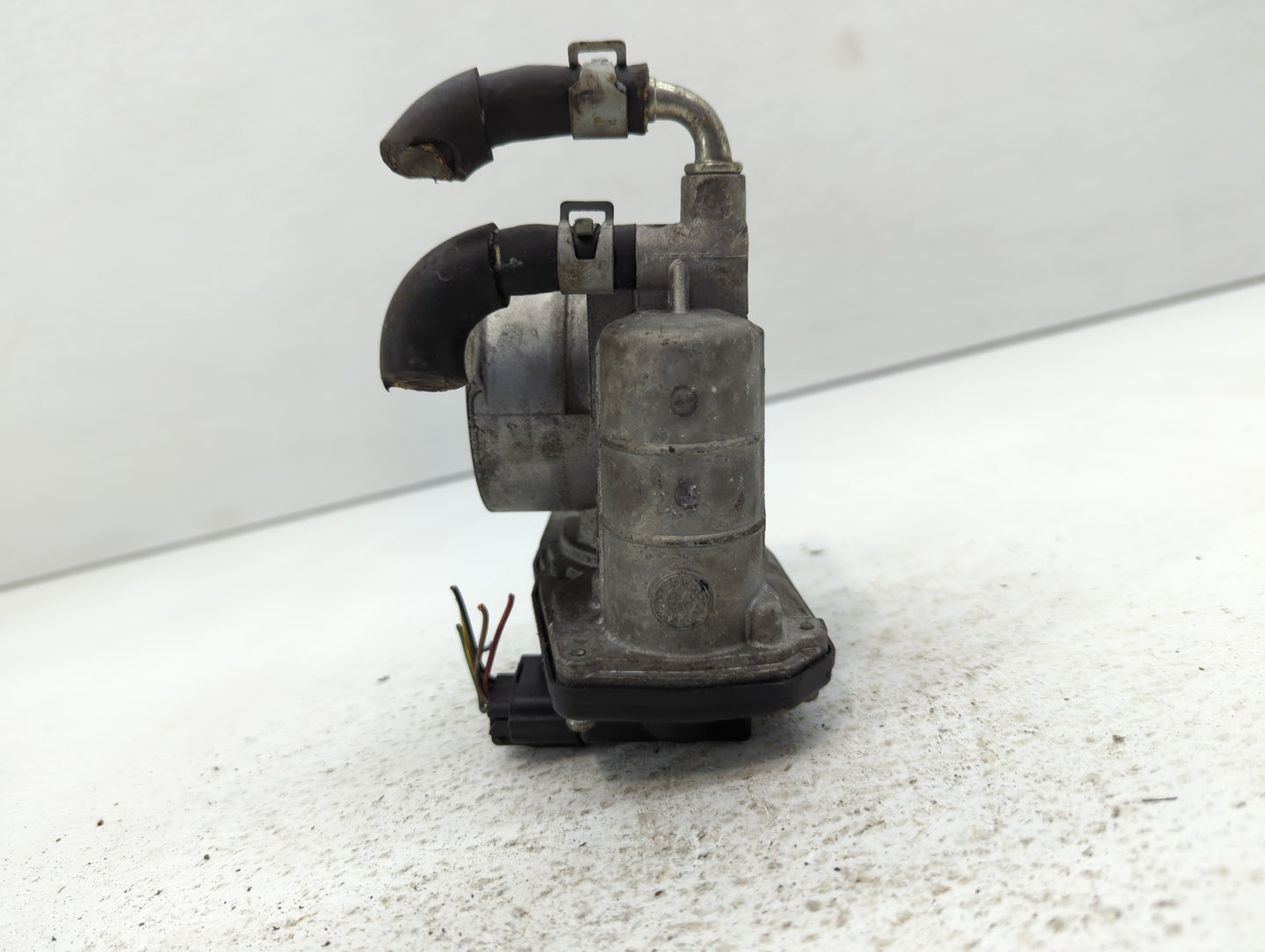 2008-2012 Infiniti Ex35 Throttle Body Fits Fits 2007 2008 2009 2010 2011 2012 2013 2014 2015 2016 2017 2018 2019 2020 OEM Us