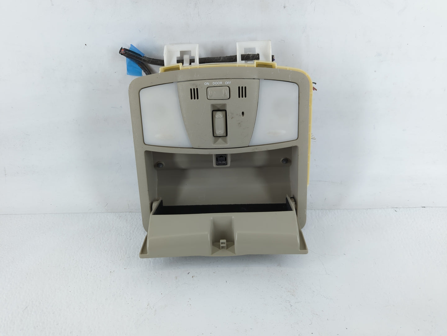 2010 Infiniti Ex35 Overhead Roof Console - Oemusedautoparts1.com