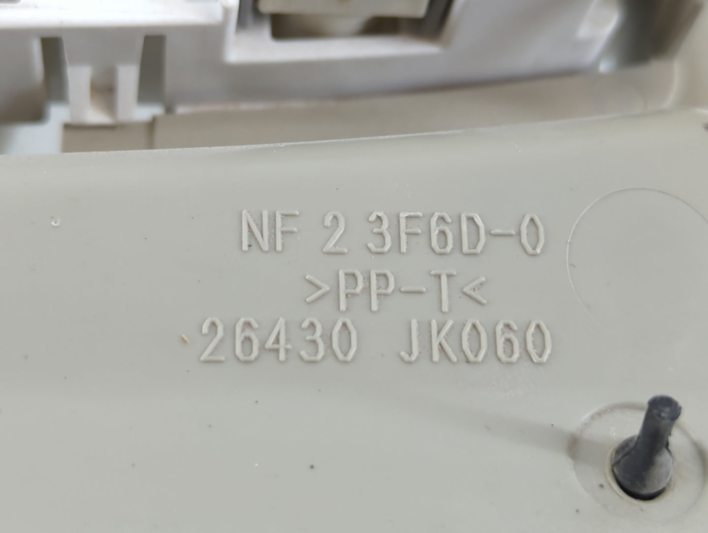 2010 Infiniti Ex35 Overhead Roof Console - Oemusedautoparts1.com