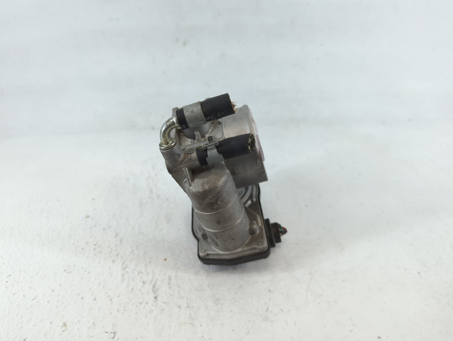 2008-2012 Infiniti Ex35 Throttle Body P/N:9X02H RME60-16 Fits OEM Used Auto Parts - Oemusedautoparts1.com