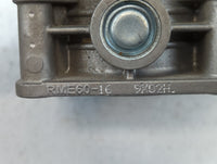 2008-2012 Infiniti Ex35 Throttle Body P/N:9X02H RME60-16 Fits OEM Used Auto Parts - Oemusedautoparts1.com