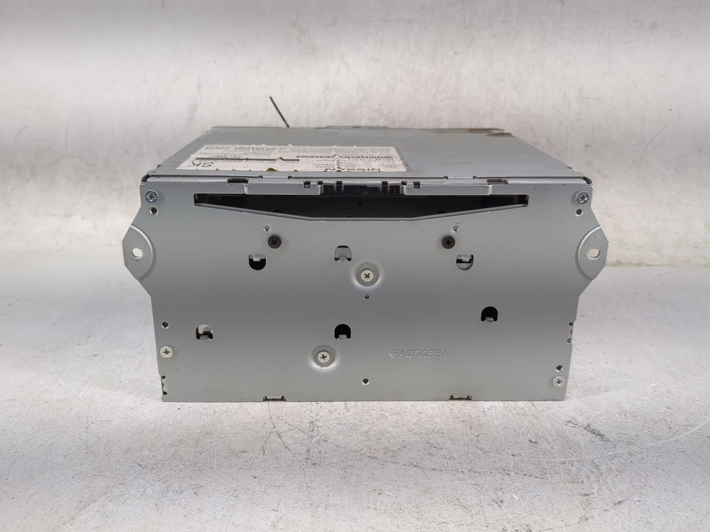 2010 Infiniti Fx35 Radio AM FM Cd Player Receiver Replacement P/N:2591AZX77B CV-VN1060AD Fits Fits 2011 OEM Used Auto Parts 