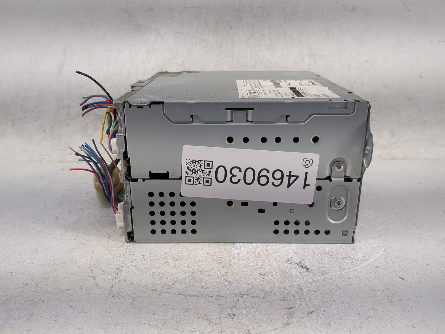 2010 Infiniti Fx35 Radio AM FM Cd Player Receiver Replacement P/N:2591AZX77B CV-VN1060AD Fits Fits 2011 OEM Used Auto Parts 