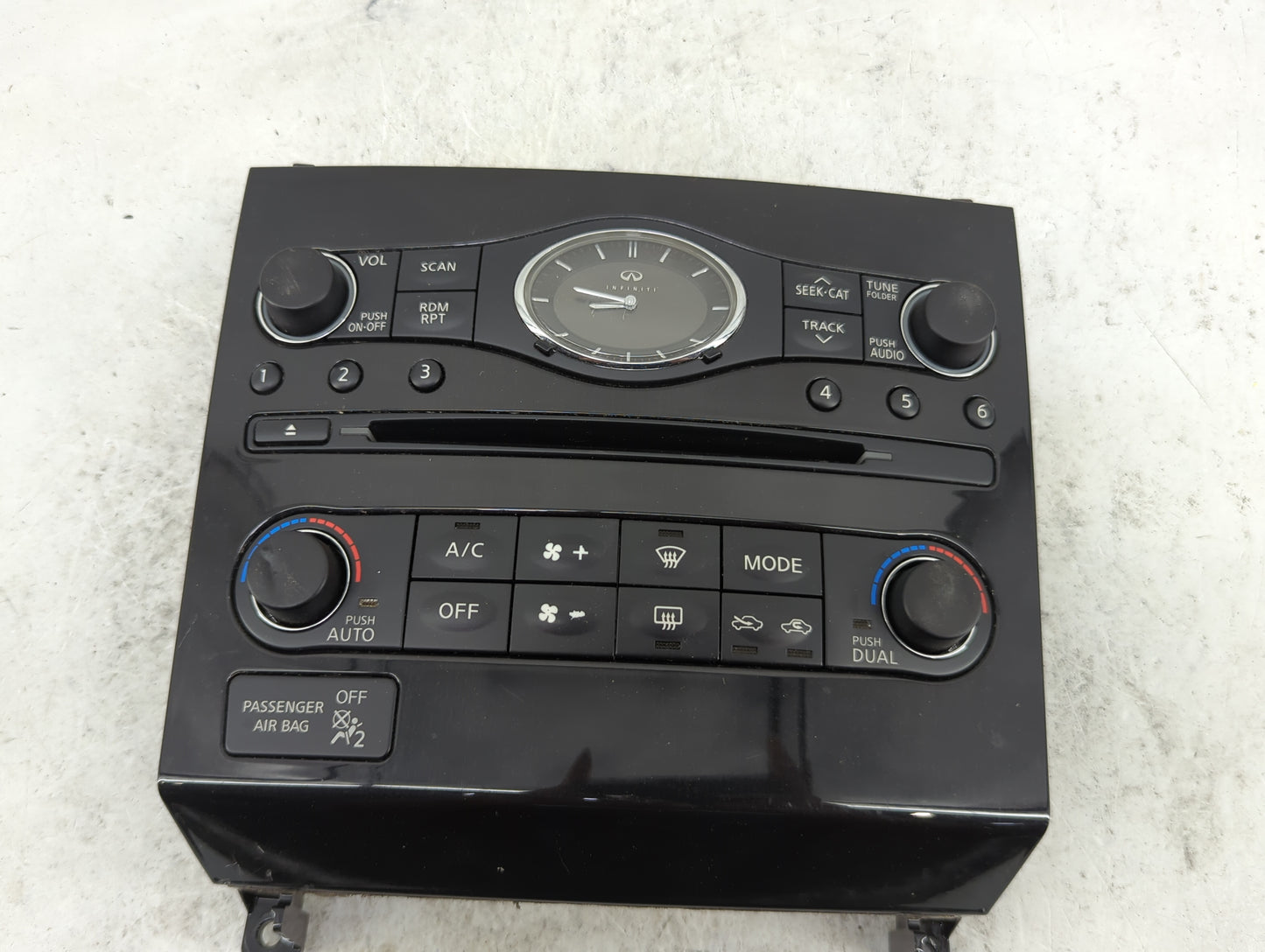 2009-2010 Infiniti Fx35 Climate Control Module Temperature AC/Heater Replacement Fits Fits 2009 2010 OEM Used Auto Parts - O