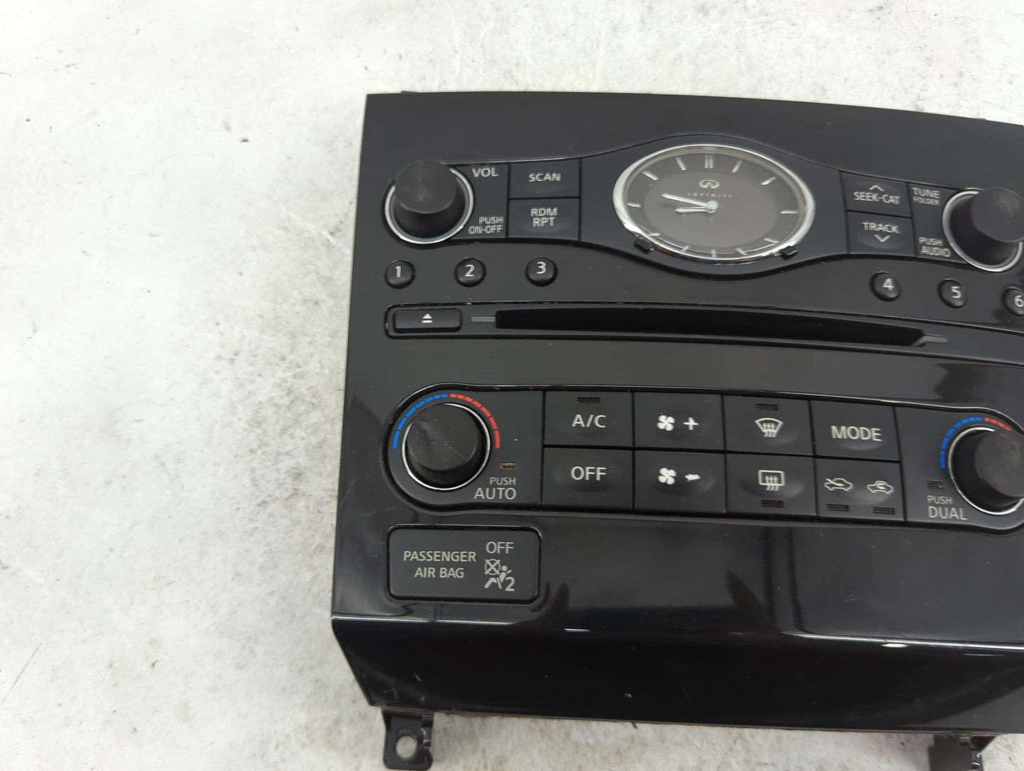 2009-2010 Infiniti Fx35 Climate Control Module Temperature AC/Heater Replacement Fits Fits 2009 2010 OEM Used Auto Parts - O