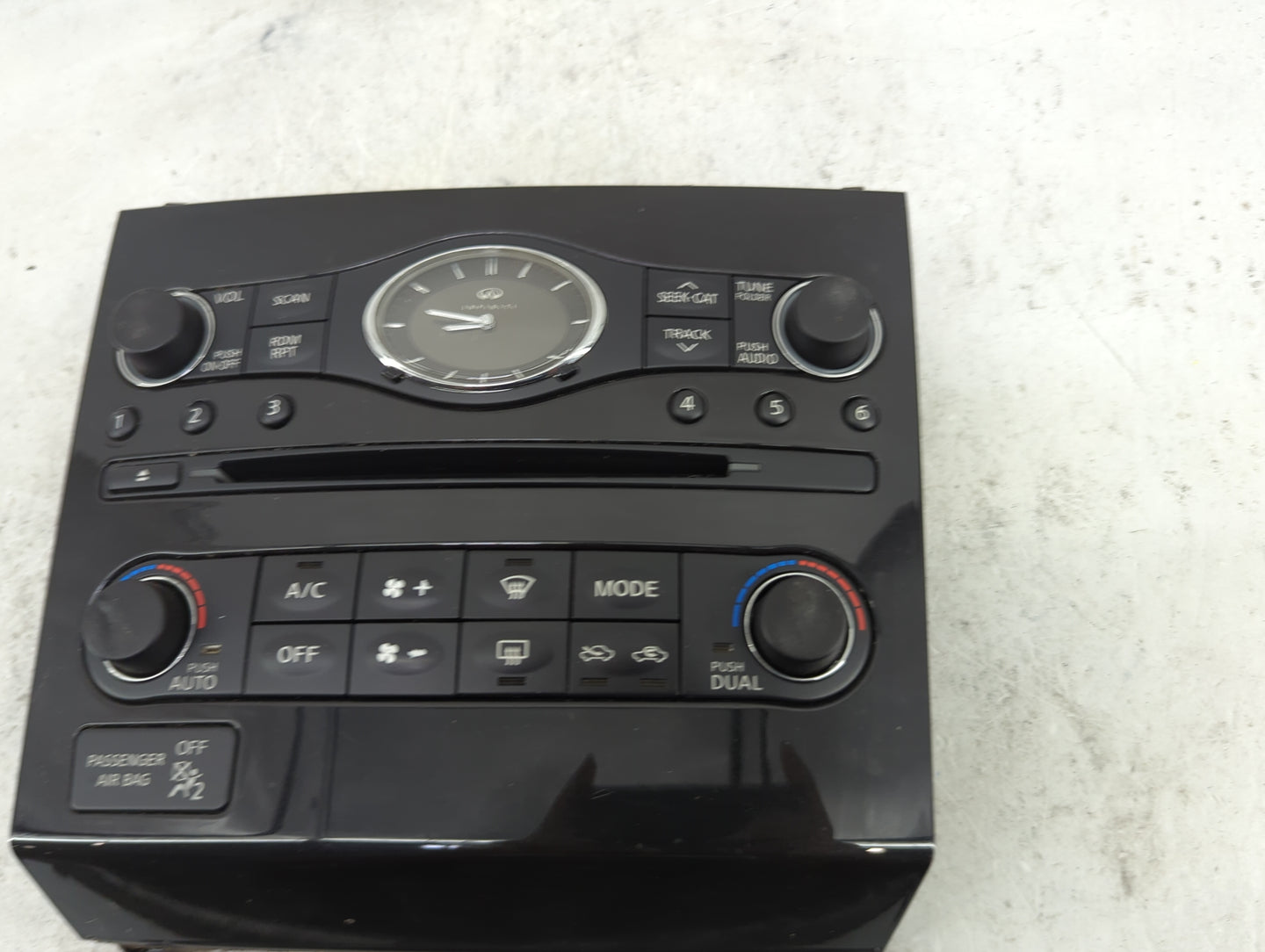 2009-2010 Infiniti Fx35 Climate Control Module Temperature AC/Heater Replacement Fits Fits 2009 2010 OEM Used Auto Parts - O