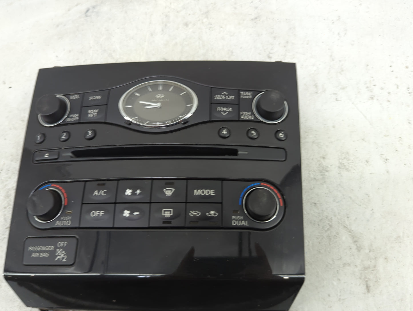 2009-2010 Infiniti Fx35 Climate Control Module Temperature AC/Heater Replacement Fits Fits 2009 2010 OEM Used Auto Parts - O