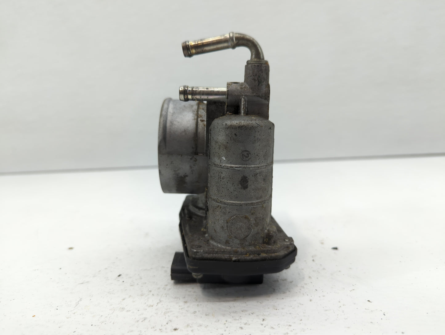 2009-2012 Infiniti Fx35 Throttle Body P/N:526-02 RME60-21 Fits OEM Used Auto Parts - Oemusedautoparts1.com