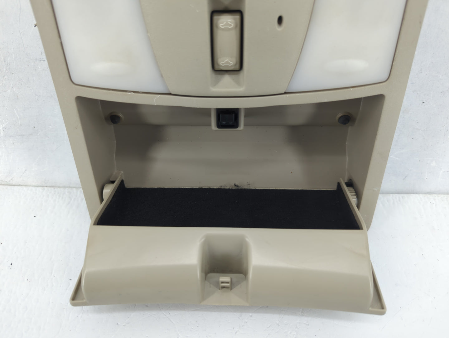 2009-2012 Infiniti Fx35 Center Floor Console P/N:26430 JK060 Fits Fits 2009 2010 2011 2012 2013 OEM Used Auto Parts - Oemuse