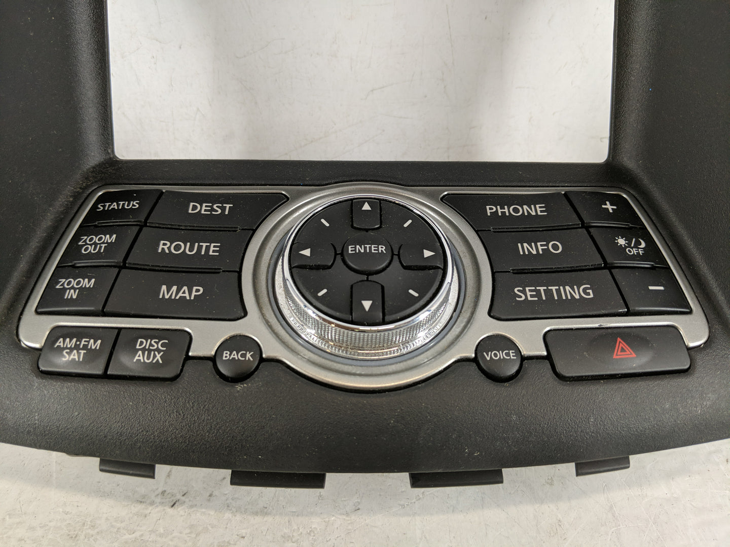 2010 Infiniti G37 Radio Control Panel - Oemusedautoparts1.com