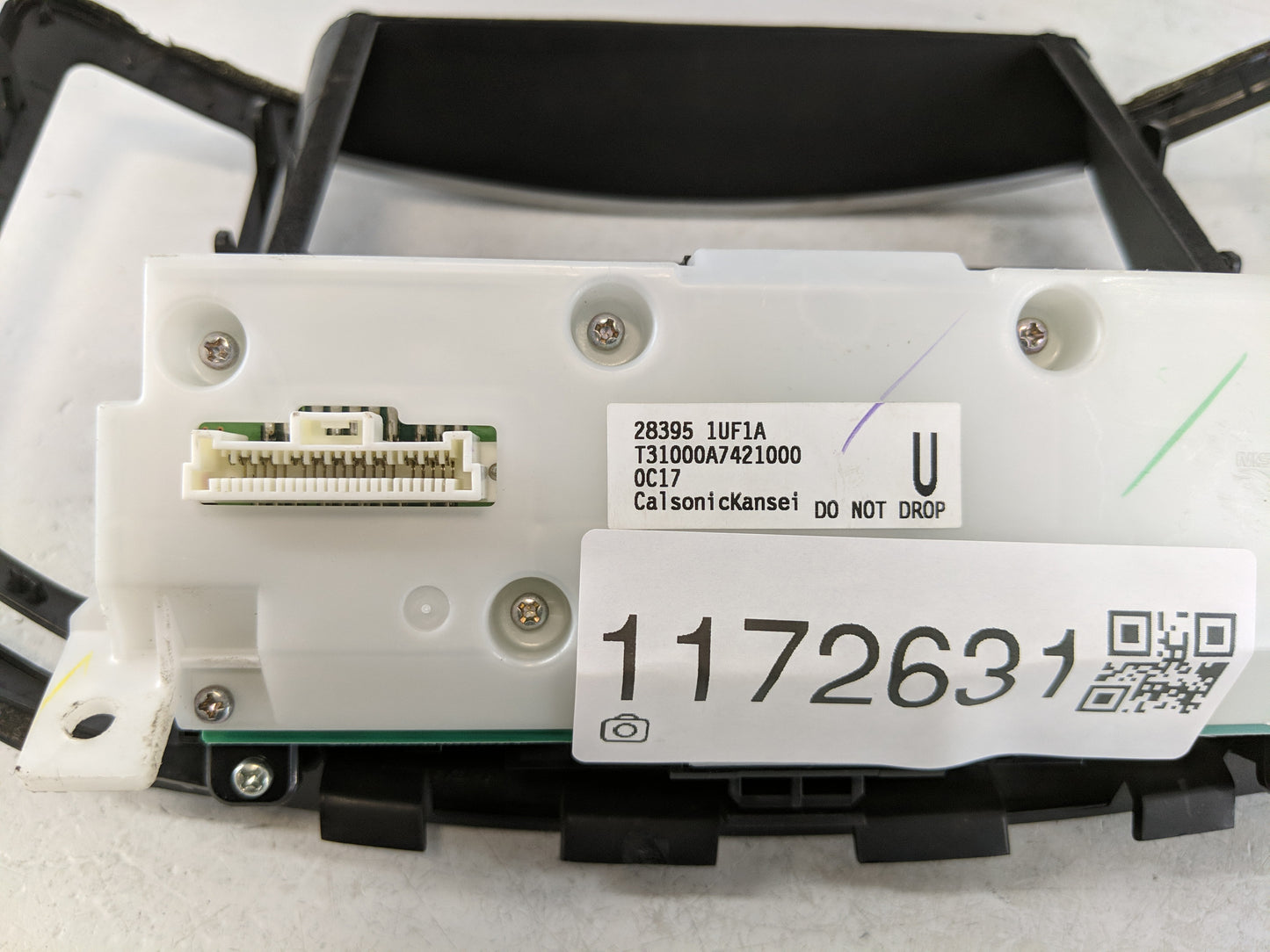 2010 Infiniti G37 Radio Control Panel - Oemusedautoparts1.com