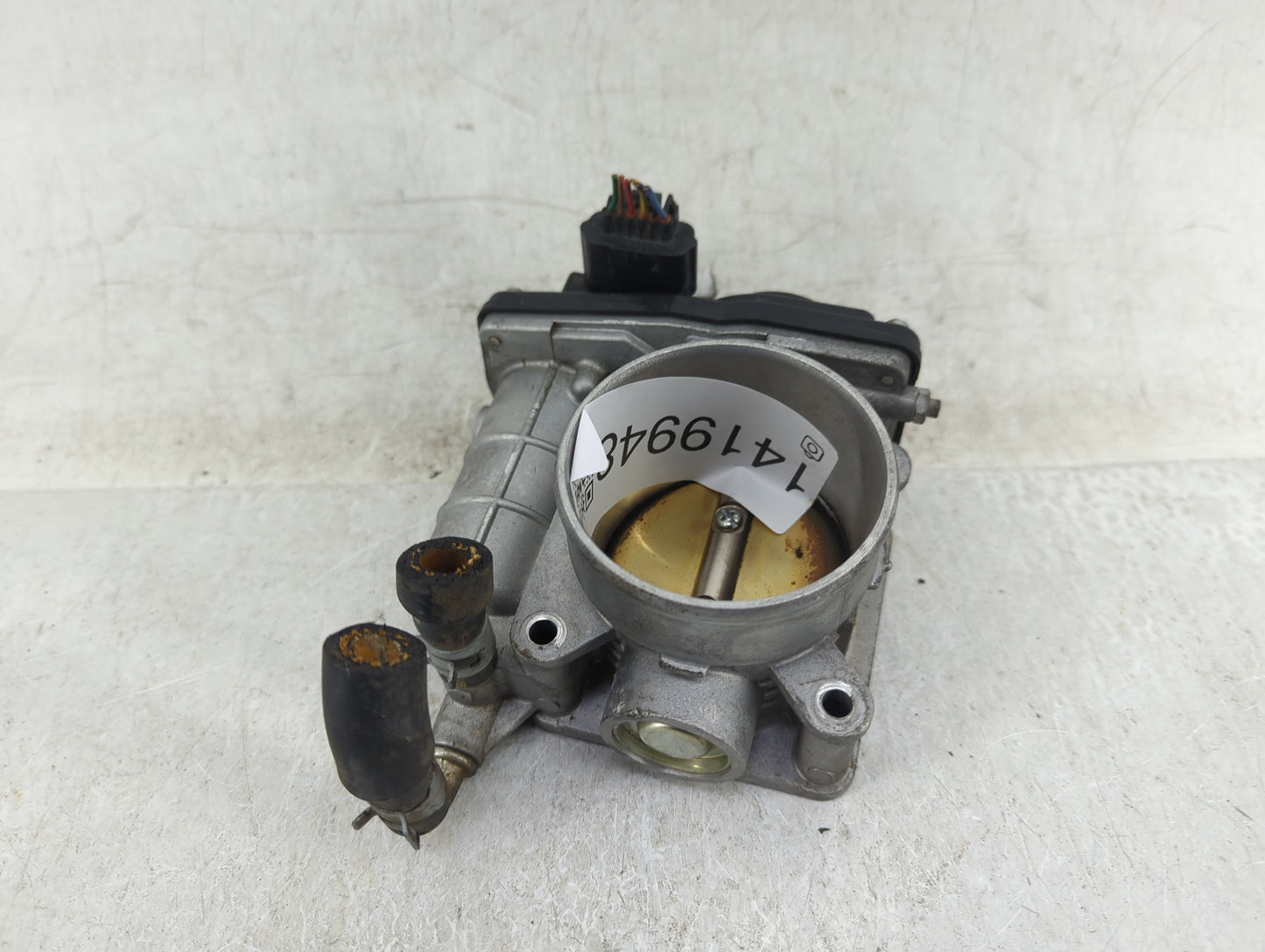 2008-2013 Infiniti G37 Throttle Body P/N:SERA526-02 Fits OEM Used Auto Parts - Oemusedautoparts1.com