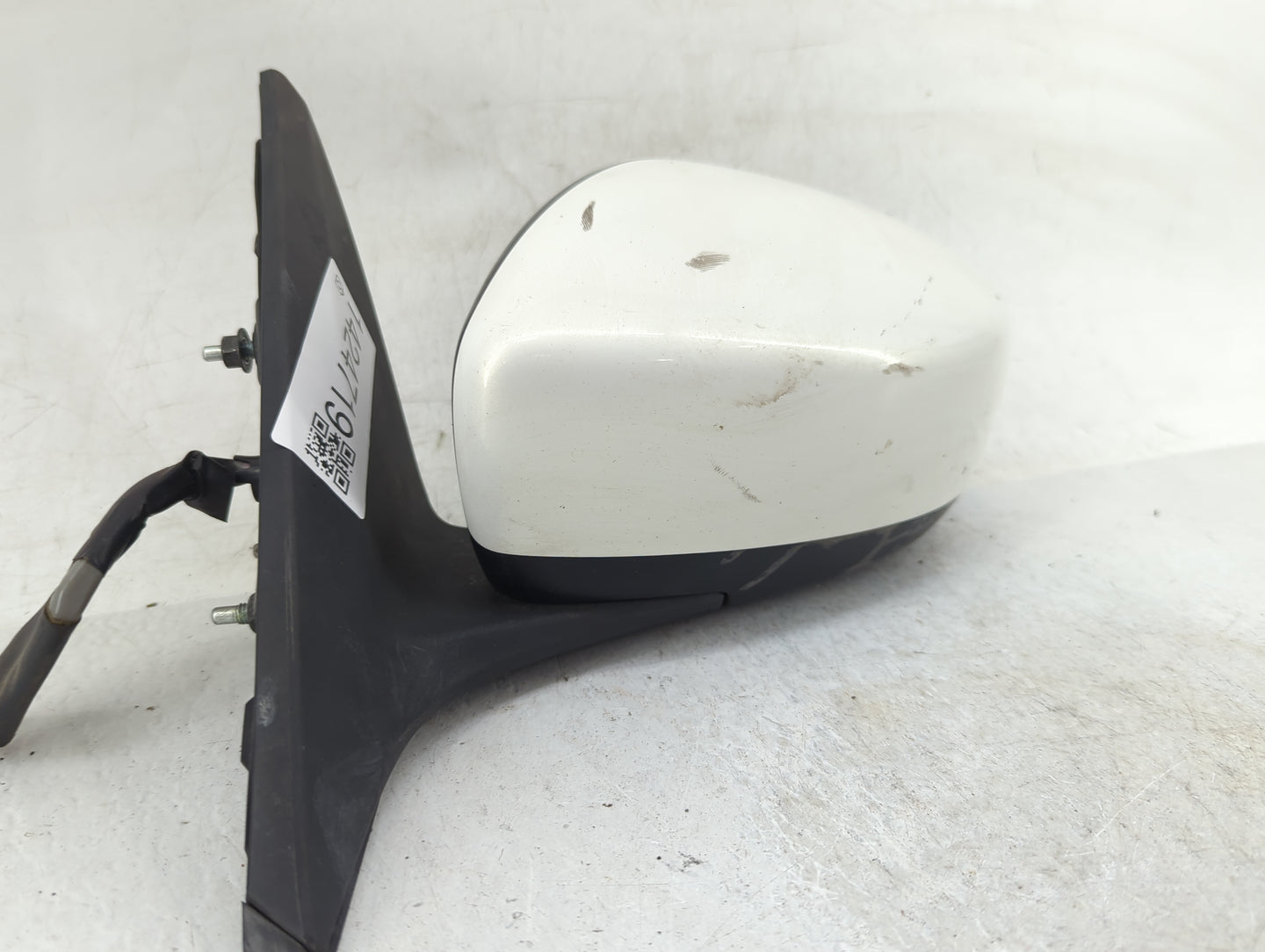 2008-2013 Infiniti G37 Driver Side View Mirror - Left Door Mirror OEM Used - Oemusedautoparts1.com