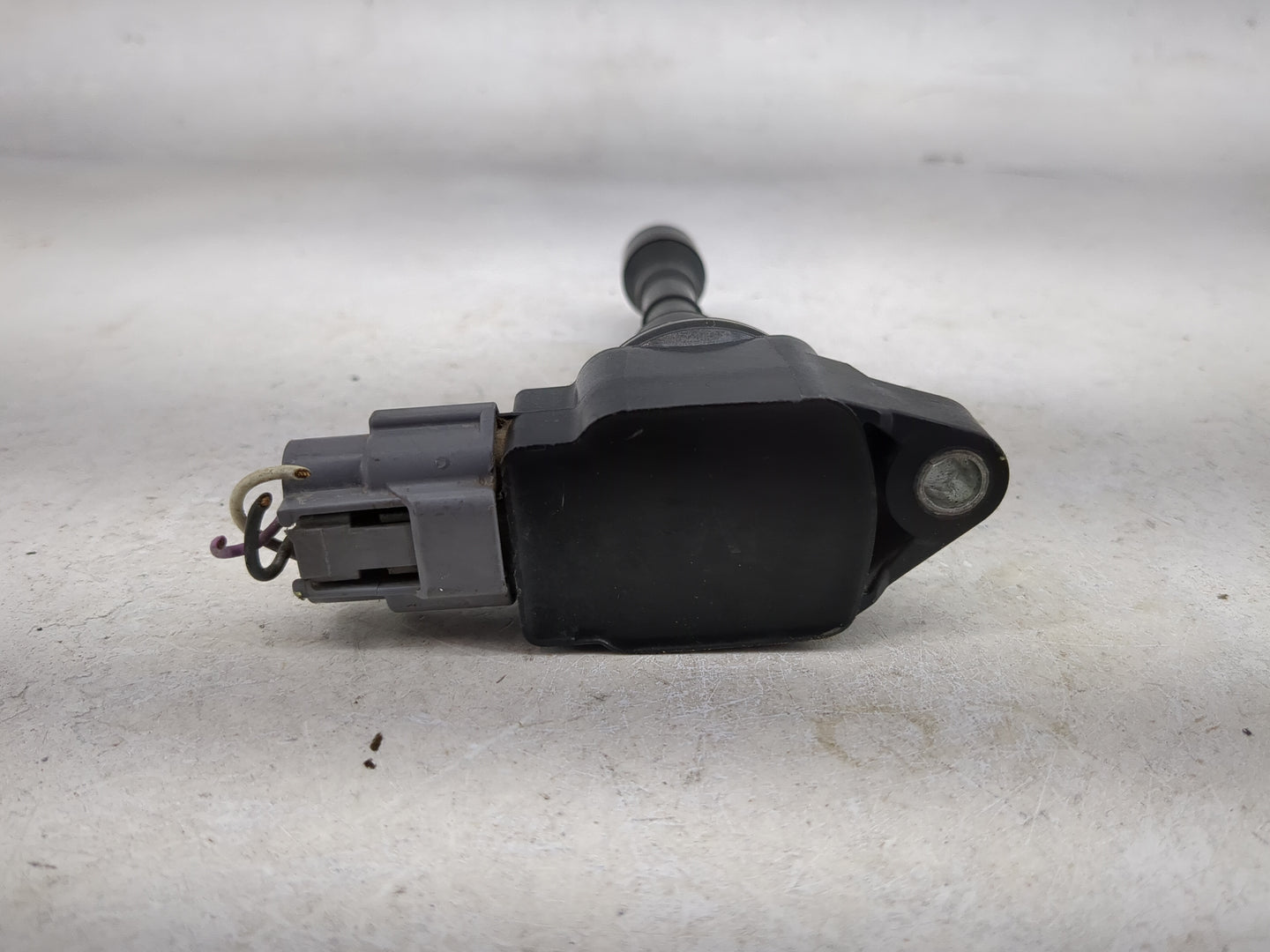 2008-2013 Infiniti G37 Ignition Coil Igniter Pack - Oemusedautoparts1.com