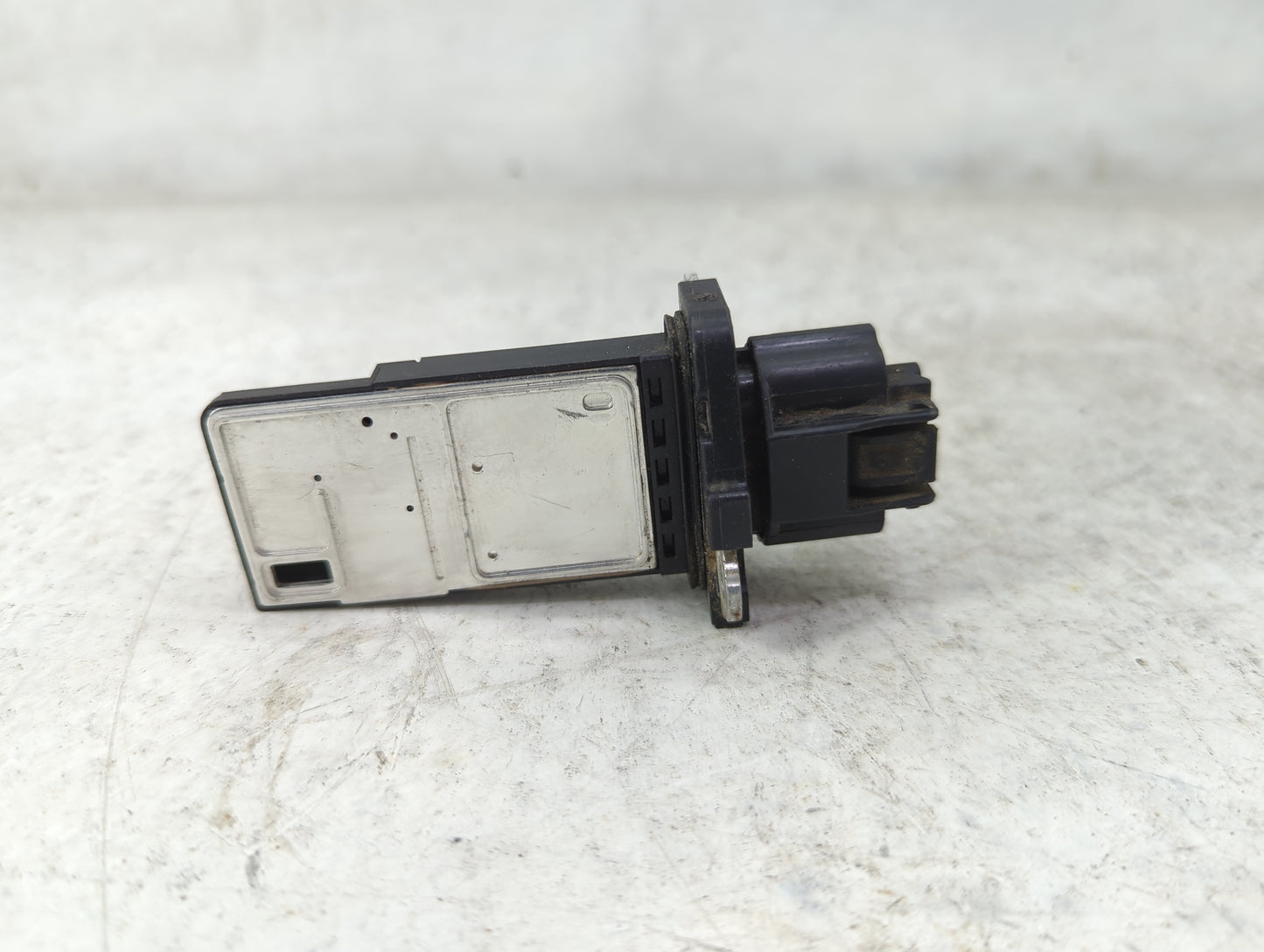 2008-2013 Infiniti G37 Mass Air Flow Meter Maf 1489734 - Oemusedautoparts1.com