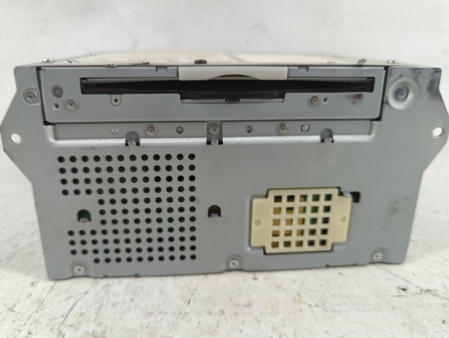 2010-2011 Infiniti G37 Radio AM FM Cd Player Receiver Replacement P/N:25915 JJ52C NAU-P8404US, UQW1615 Fits Fits 2010 2011 O