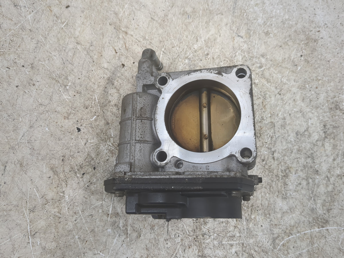 2008-2013 Infiniti G37 Throttle Body P/N:SERA 526-02 Fits OEM Used Auto Parts - Oemusedautoparts1.com