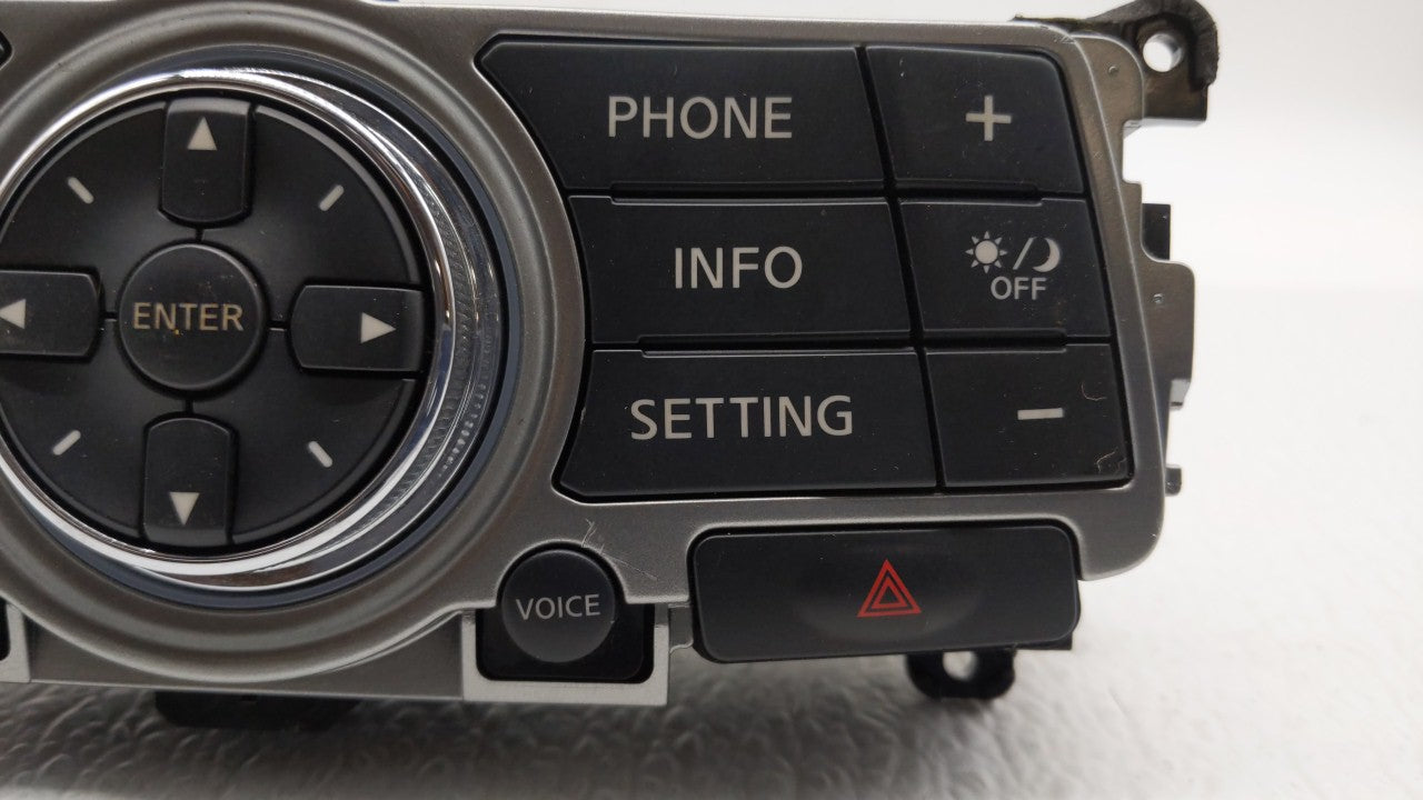2010-2011 Infiniti G37 Information Display Screen - Oemusedautoparts1.com