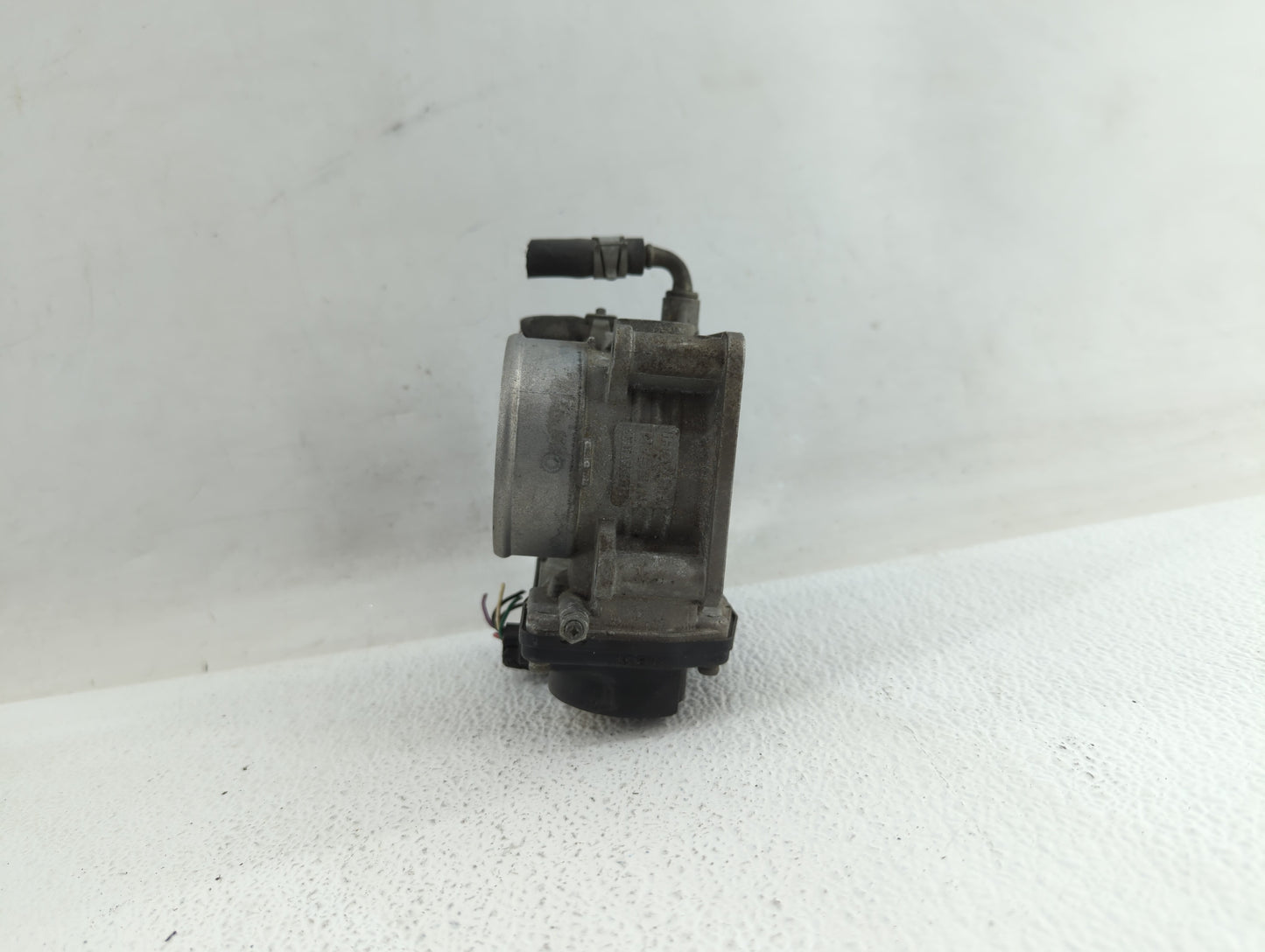 2008-2013 Infiniti G37 Throttle Body P/N:526-01 RME75 Fits OEM Used Auto Parts - Oemusedautoparts1.com