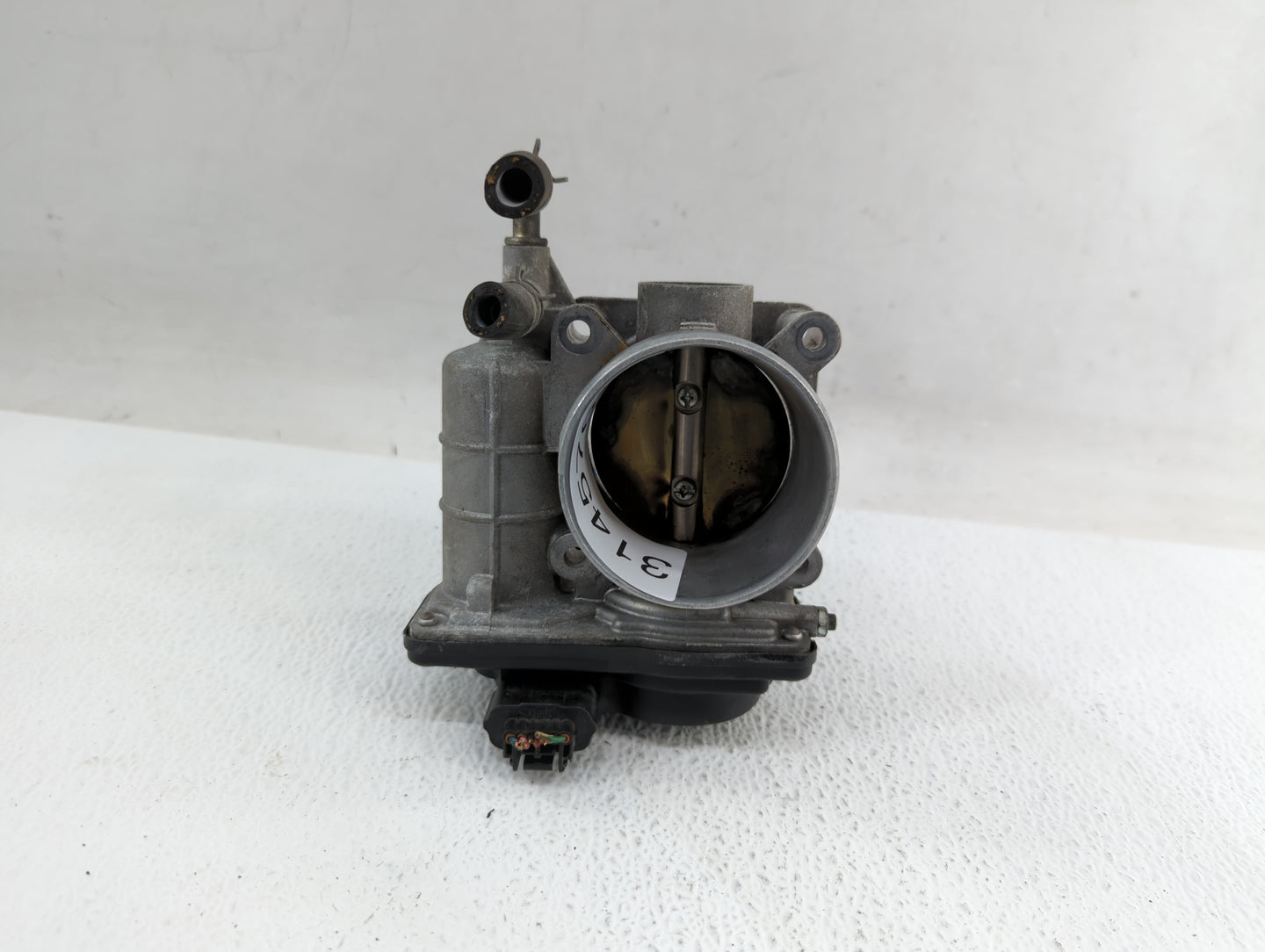 2008-2013 Infiniti G37 Throttle Body P/N:526-01 RME75 Fits OEM Used Auto Parts - Oemusedautoparts1.com