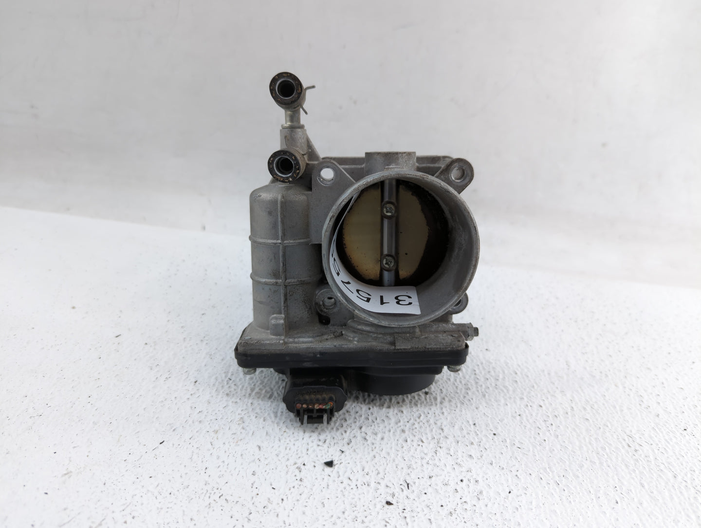 2008-2013 Infiniti G37 Throttle Body P/N:526-01 RME75 Fits OEM Used Auto Parts - Oemusedautoparts1.com